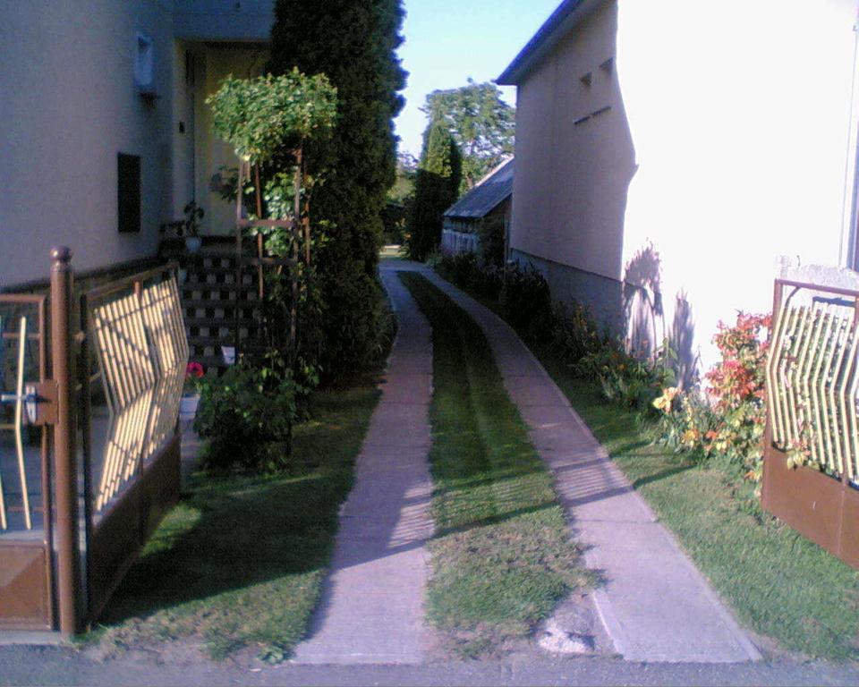 Marika Haus Hotel บุค ภายนอก รูปภาพ